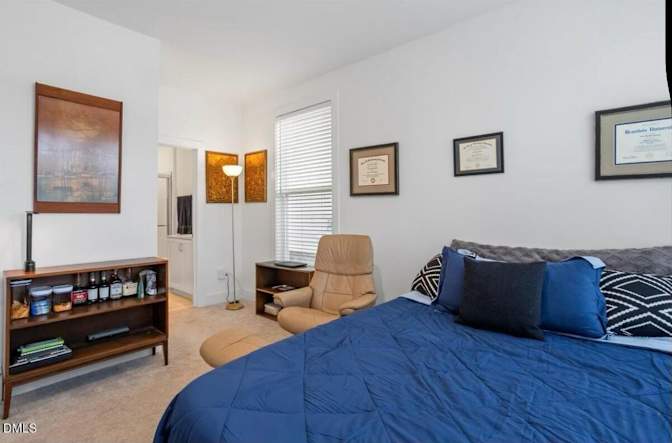 Alcove Rooms's room