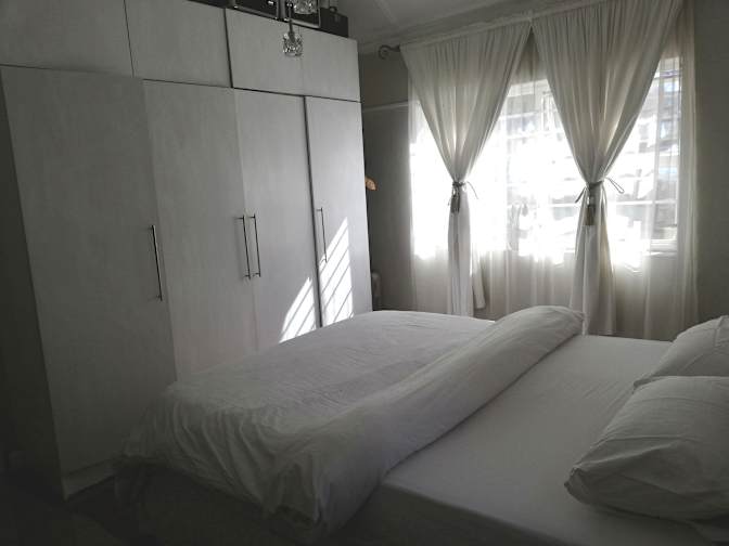 Mia's room