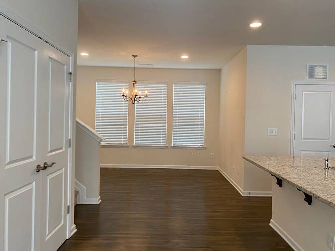 Alcove Rooms's room