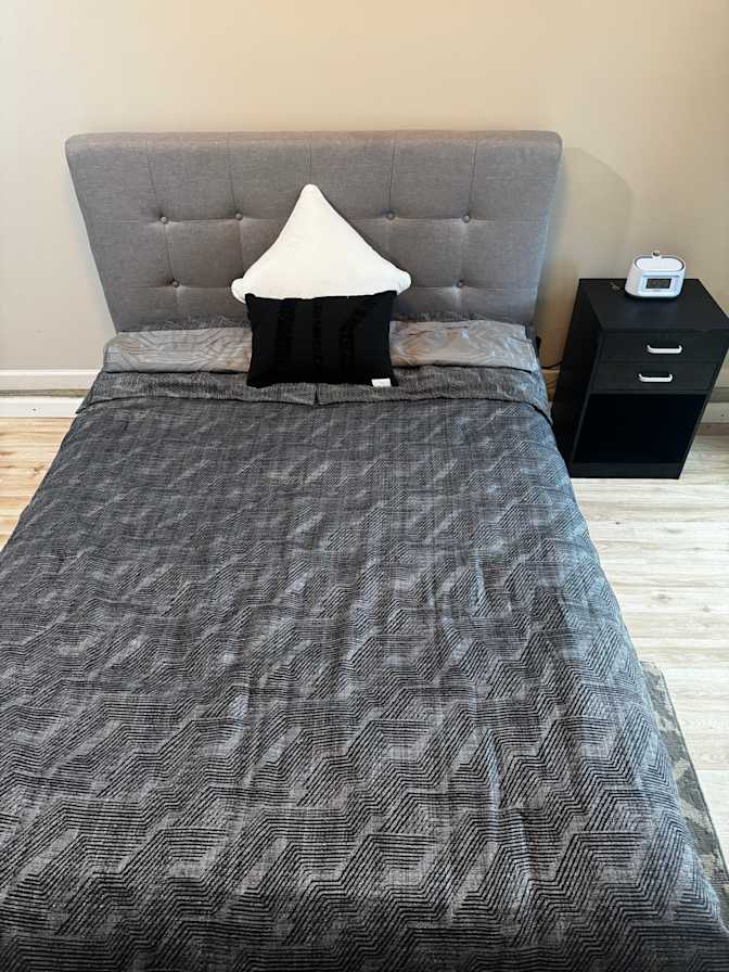 Ari's room