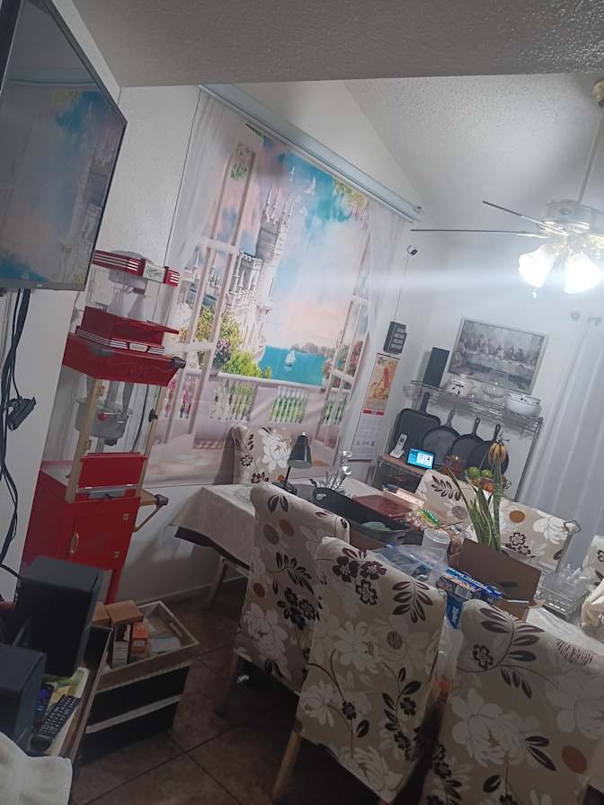mark's room