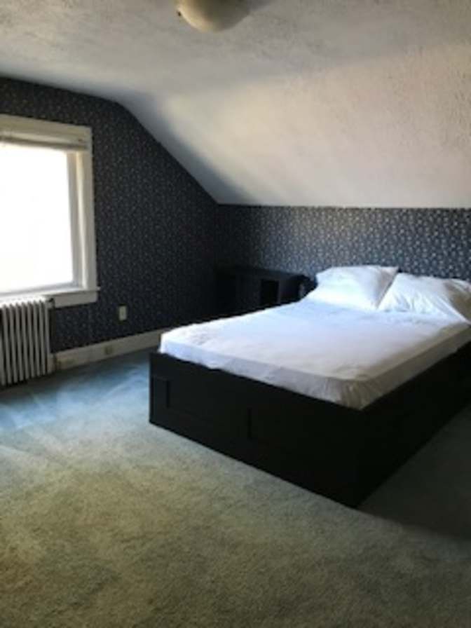 Craig's room