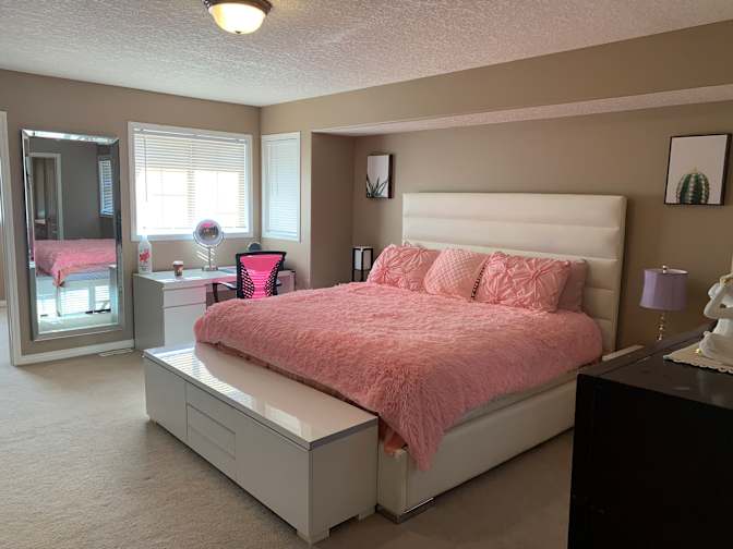 Tony's room