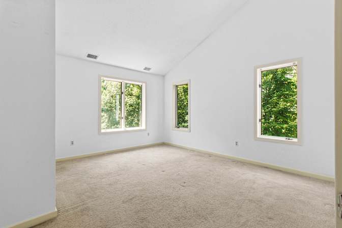 jada annel green's room