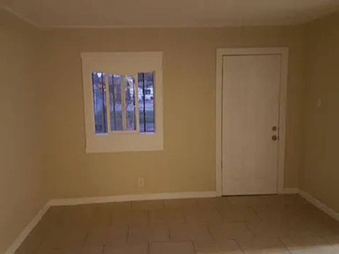 Nancy Schmidt's room