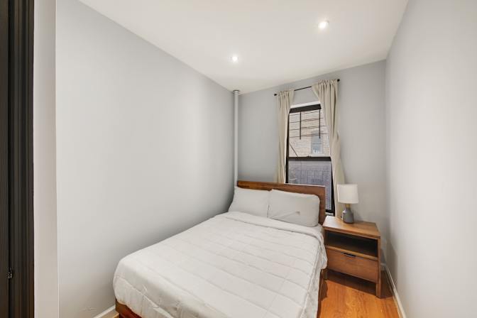 Sam June's room