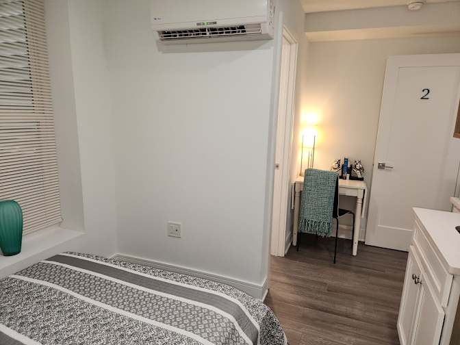 Tee's room