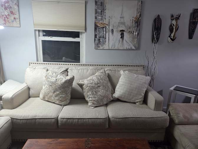 Arash Sharifimovahed's room