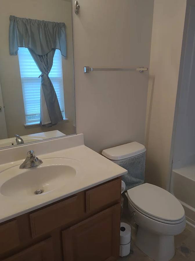 Alcove Rooms's room