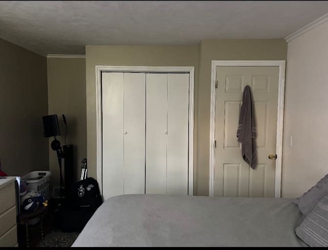 Selene 's room