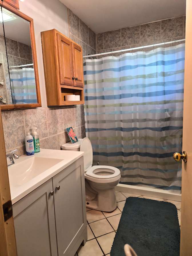 Sandy's room