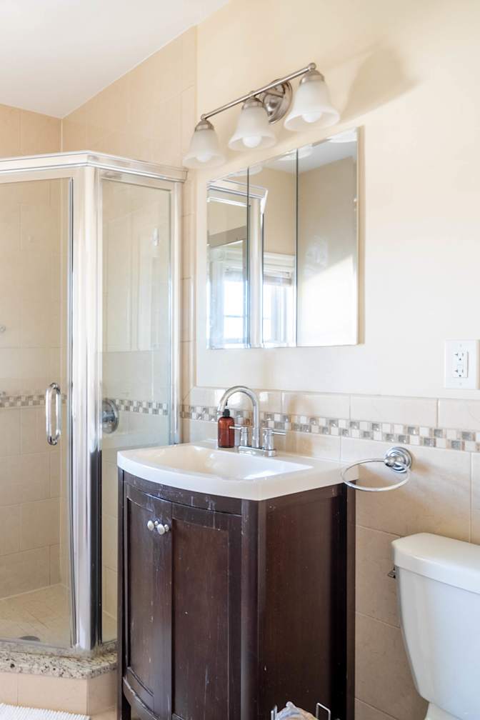Sam June's room