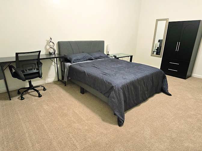 Chloe Nguyen's room