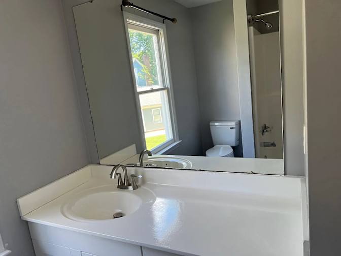 Alcove Rooms's room