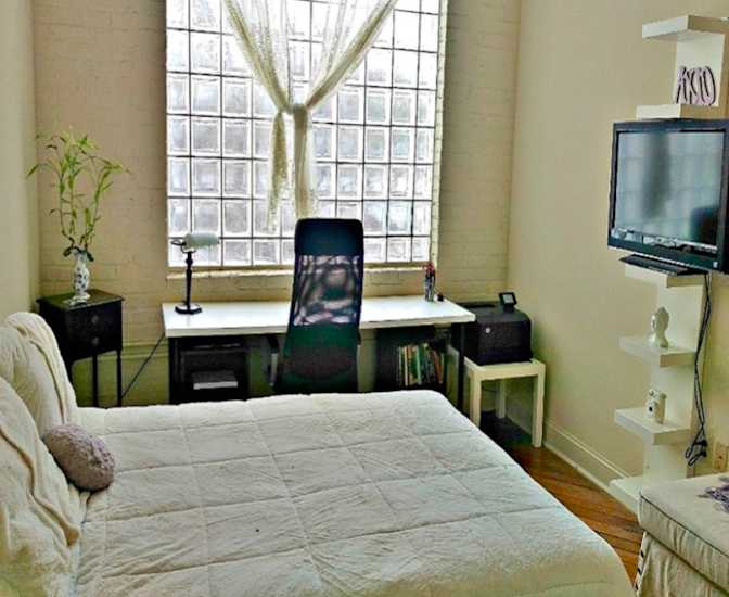 Destiny's room