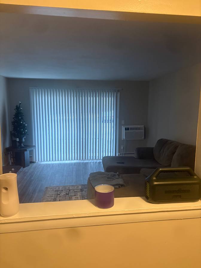 Owen Ross's room