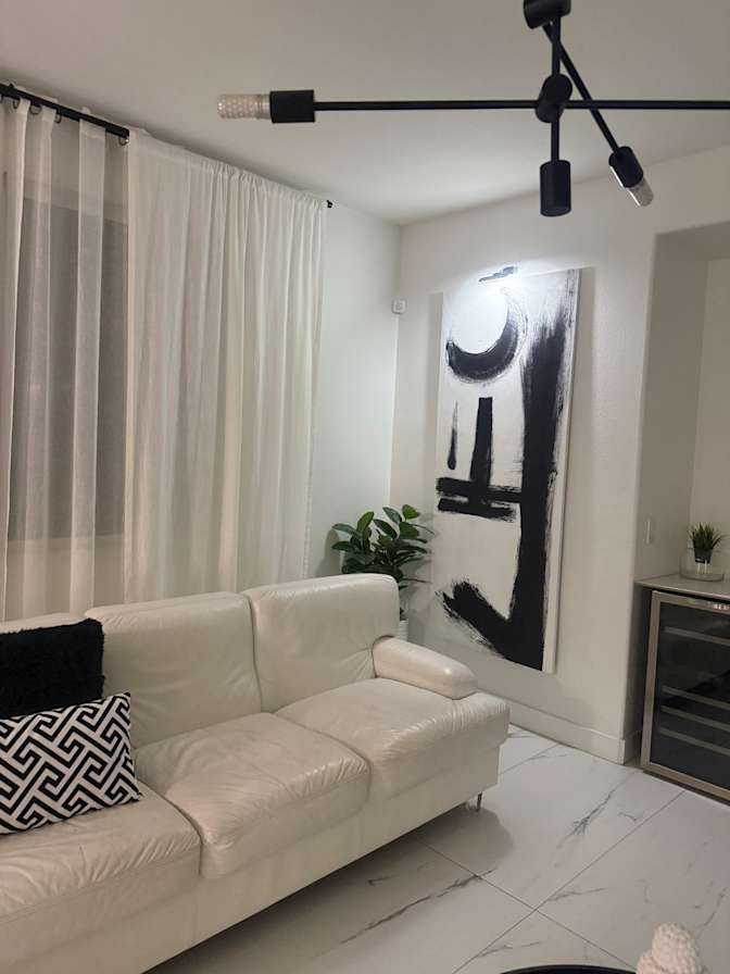 Cindy's room
