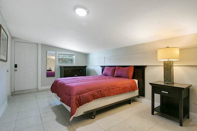 PadSplit's room