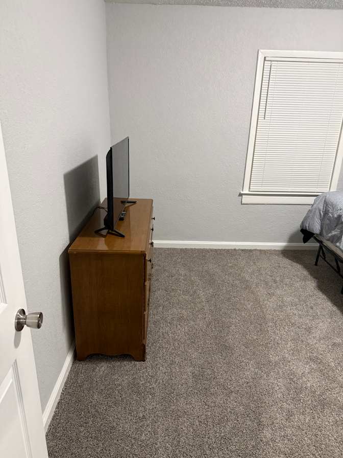 Nathaniel Taylor's room