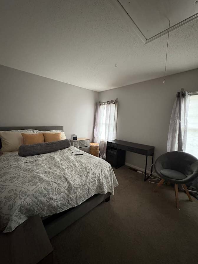 Alexa Livingtone's room
