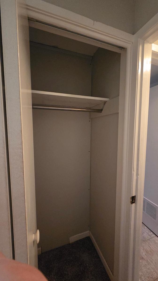 Mercedes's room