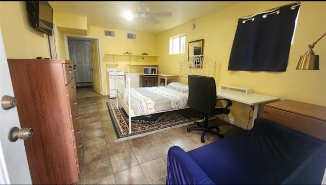 Dennis Pow-Sang's room