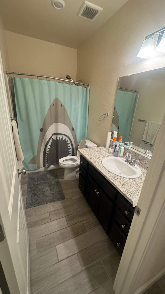 Ronnie's room