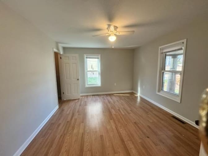 lifedoorrentals's room
