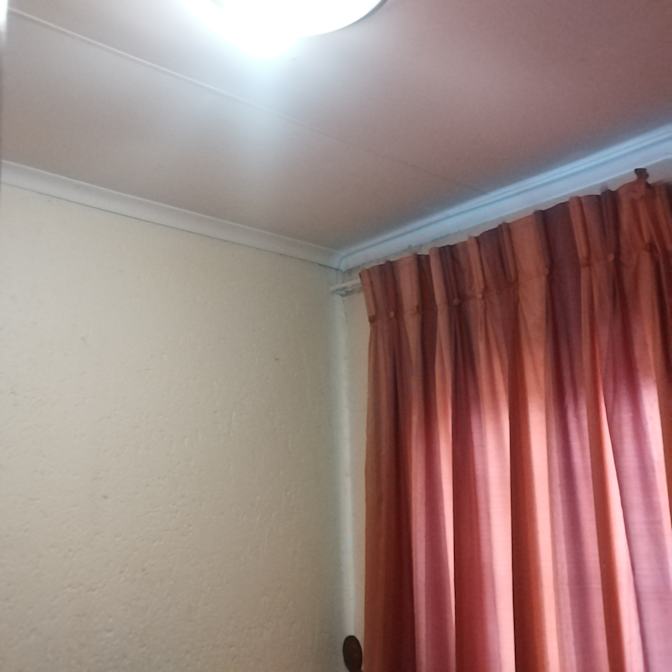 Sphesihle's room