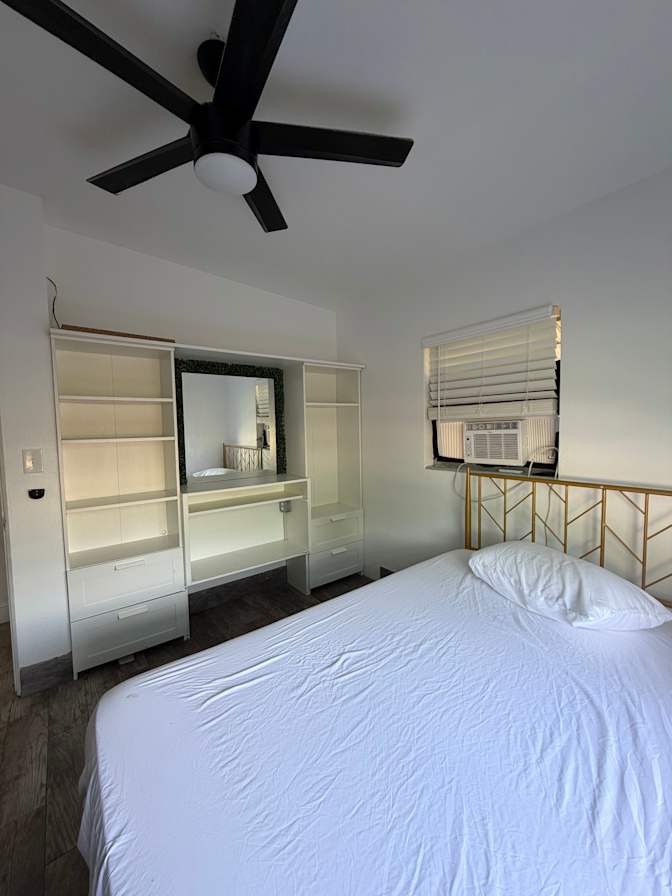 Sergio's room