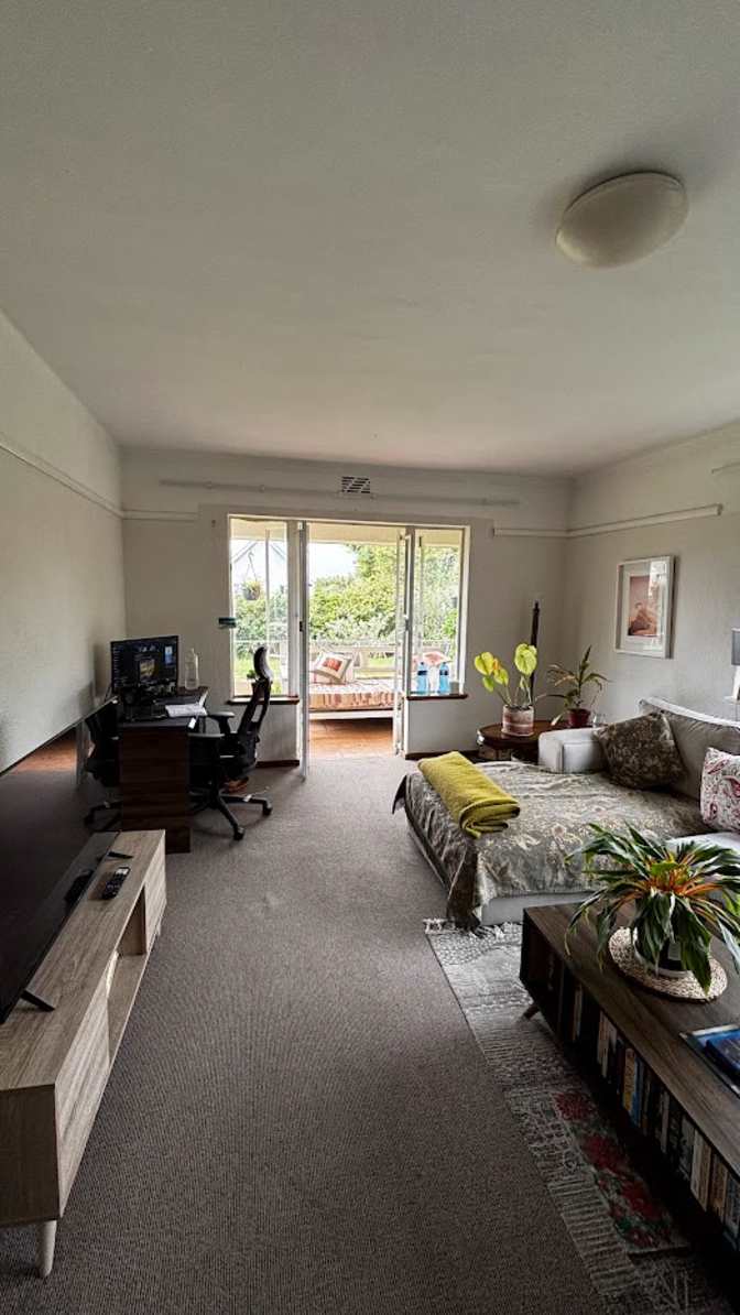 Elizabeth Thom's room