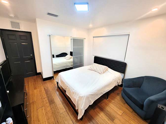 Design District Miami (Emi)'s room