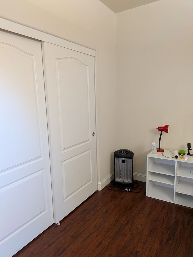 Linda's room
