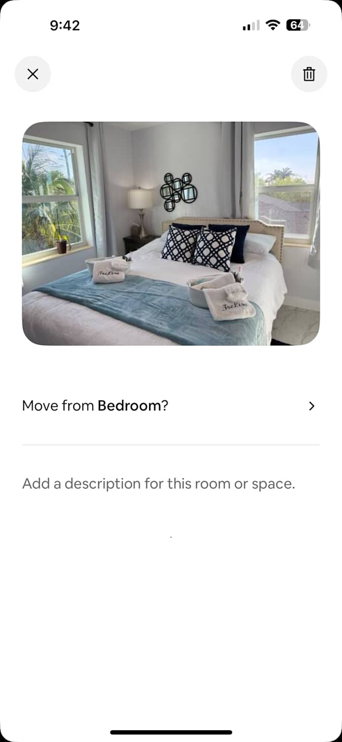 Tre Lisa Aarons's room