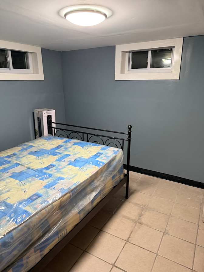 Keena White's room