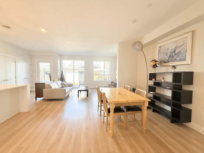 Sunny's room