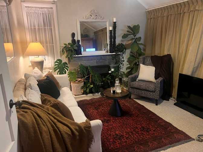 Yolanda's room