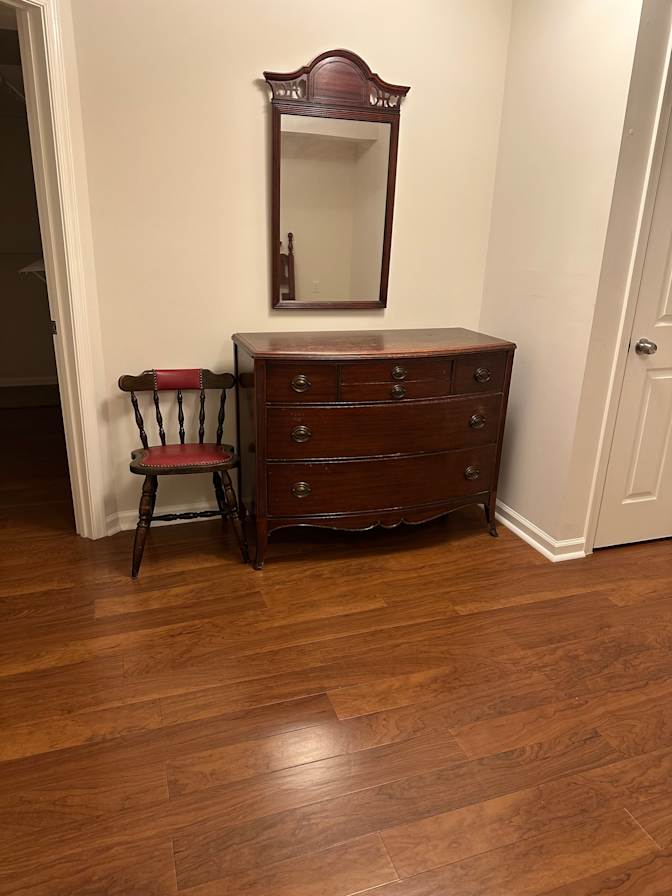 Mahsa Azimi's room