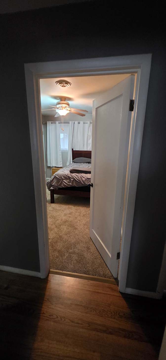 Frank Ramirez Jr's room