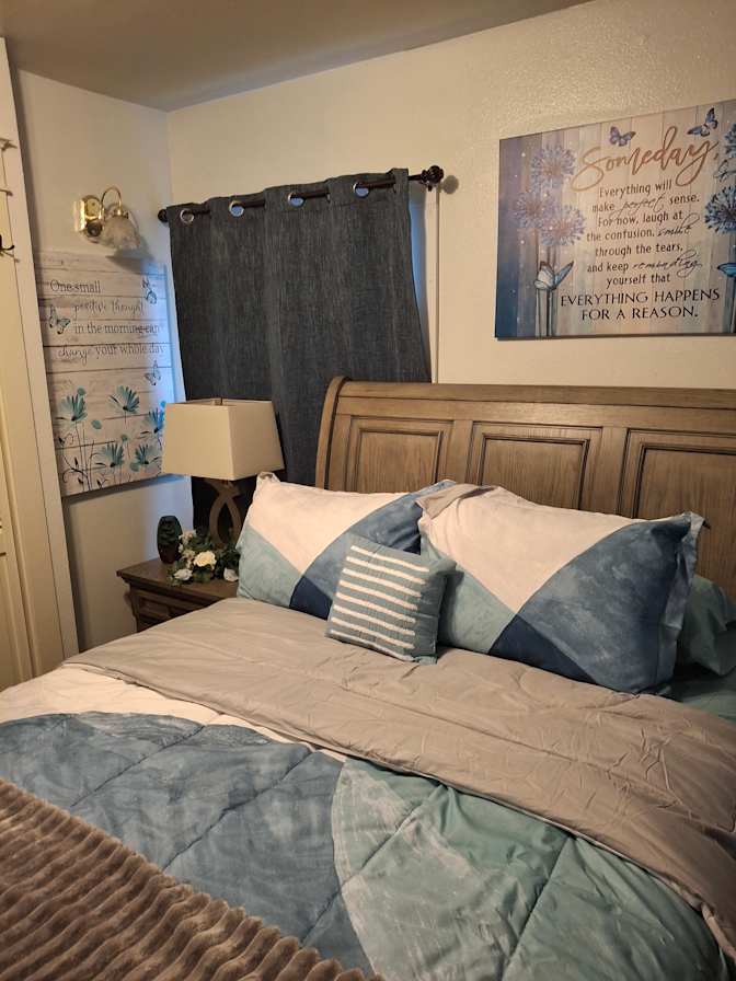 Marquis's room