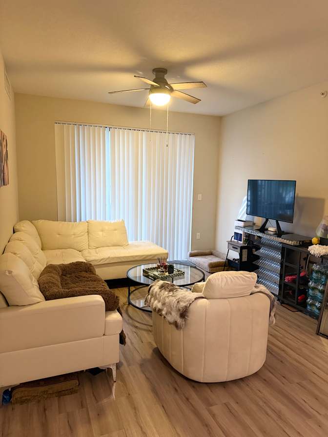 Cearra's room