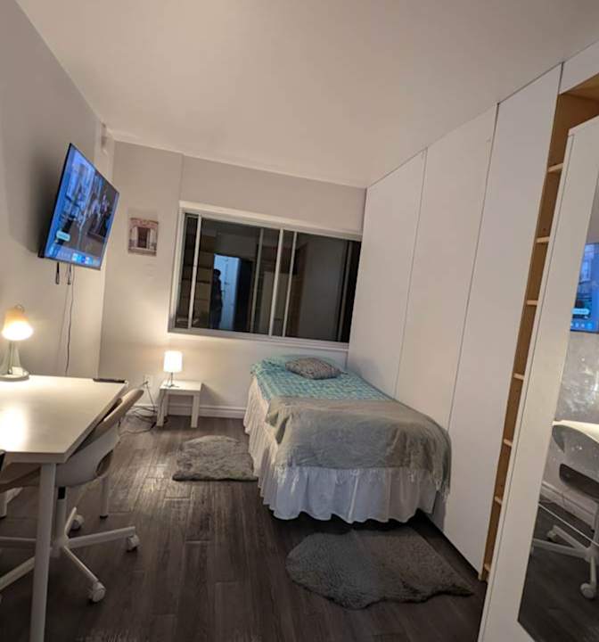 Isacco's room