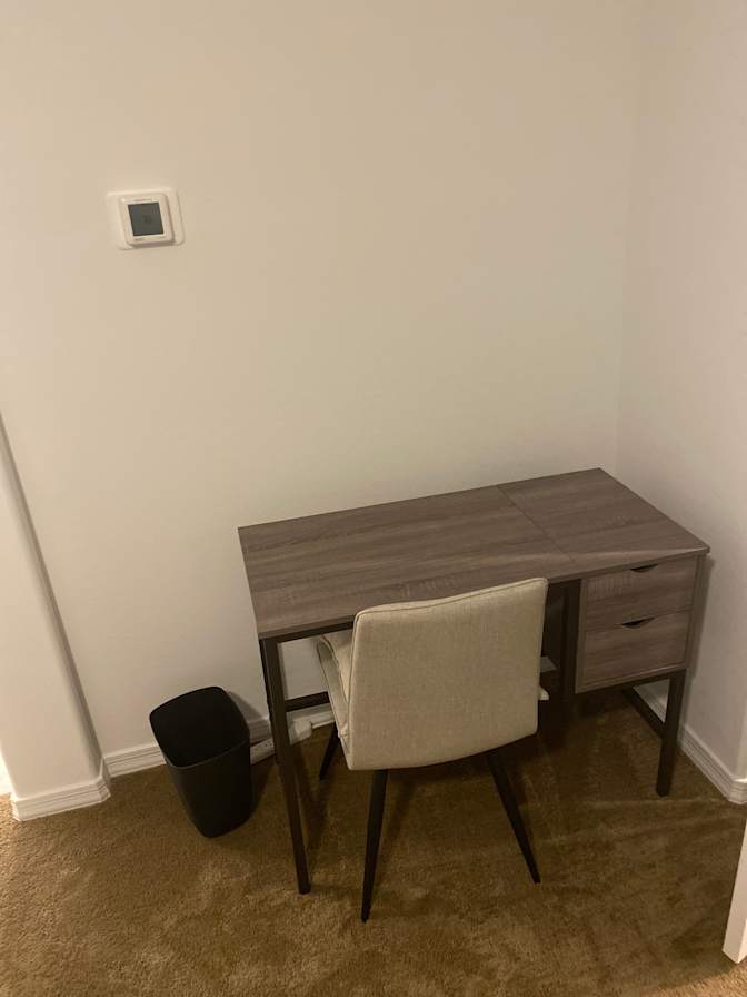 steven's room
