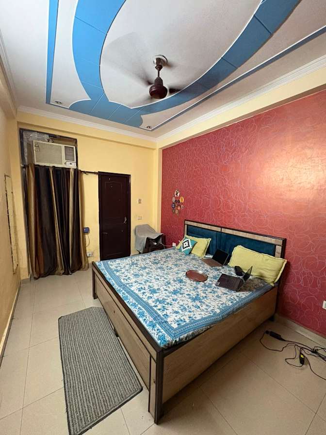 Tanu Priya Gupta's room