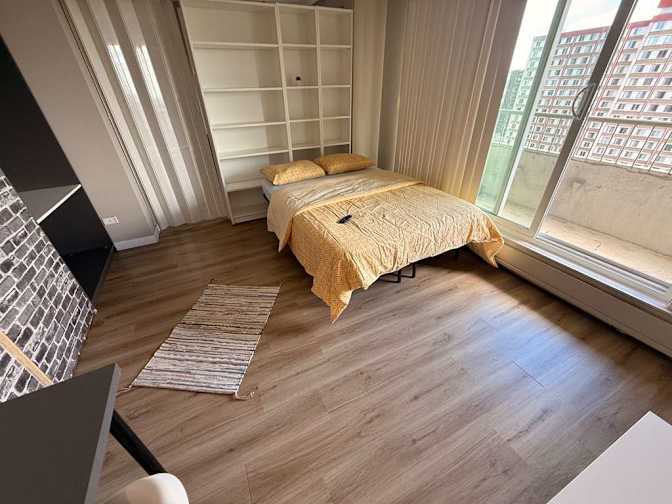Eleftheri Denis's room