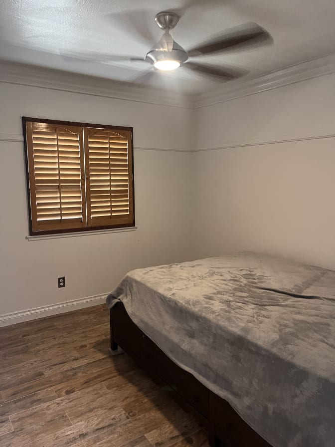 Josue's room