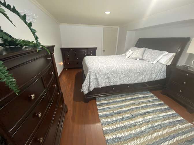 Payee's room