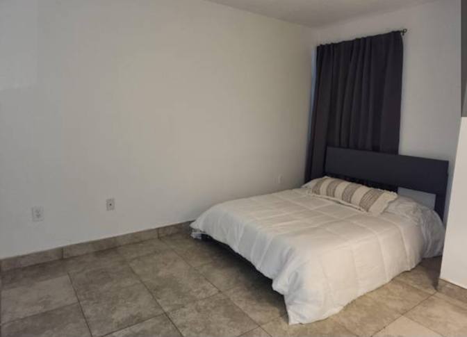 Ali's room