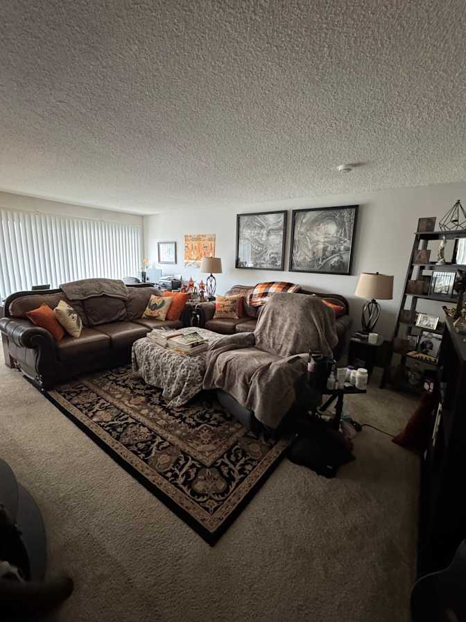 Jon's room