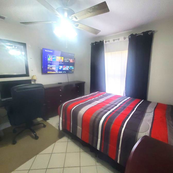 Jason Bryan, Realtor's room